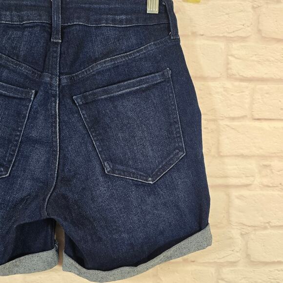 M Old Navy High Rise Wow Dark Blue Denim Jean Shorts NWT Size 0 Rolled Hem New - Picture 6 of 8